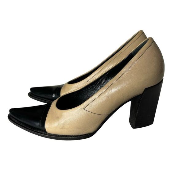 Prada Pointed Cap Toe Leather Pumps Beige / Black Size 6.5 - Picture 3 of 6